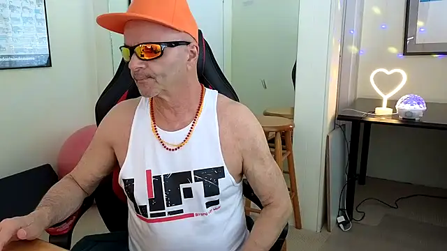 hotdadbod online show from 7, 3, 2025