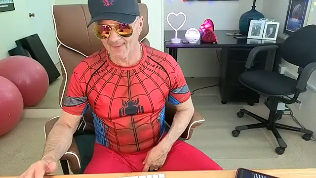 Snapshot of hotdadbod chatting on 10, 4, 2026 hotdadbod online show from 10, 4, 2026