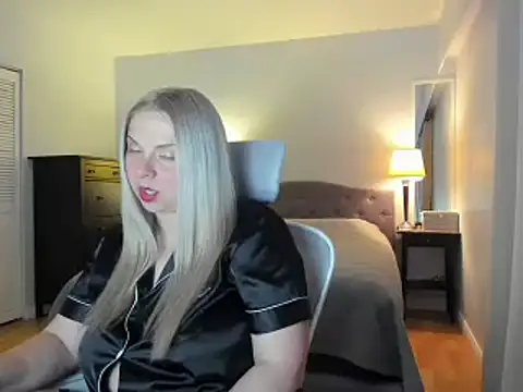 Snapshot of Laviora chatting on 18, 6, 2026 Laviora online show from 18, 6, 2026