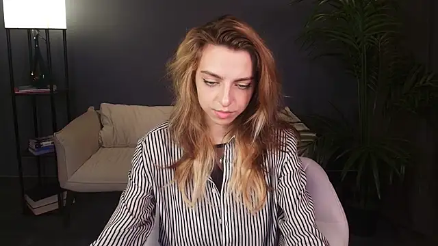 CherryCl0ud online show from 25, 5, 2026