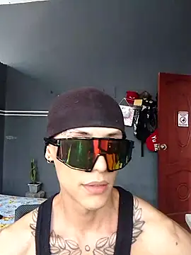 maxwell crazy1 online show from 24, 5, 2026