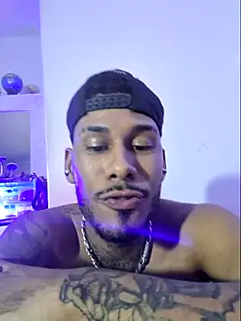 Snapshot of boyzac_ chatting on 1, 6, 2026 boyzac online show from 1, 6, 2026