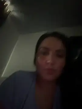 Snapshot of rousee69_ chatting on 7, 6, 2026 rousee69 online show from 7, 6, 2026