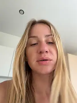 Snapshot of AnnaMist_ chatting on 28, 6, 2026 AnnaMist online show from 28, 6, 2026