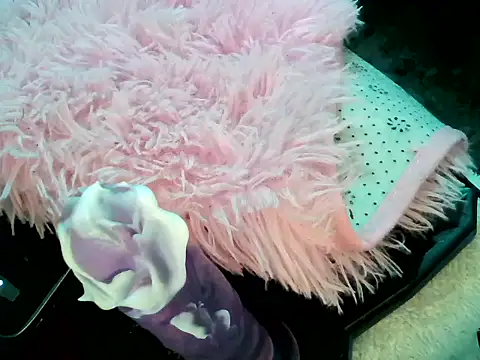 Latinahott1 online show from 3, 6, 2026