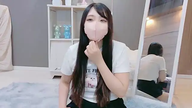 Snapshot of Runa-nn chatting on 19, 6, 2026 Runa-nn online show from 19, 6, 2026