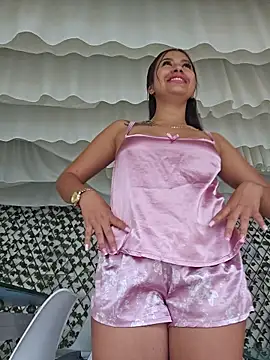 Snapshot of Luisa_Madrid chatting on 30, 6, 2026 Luisa Madrid online show from 30, 6, 2026