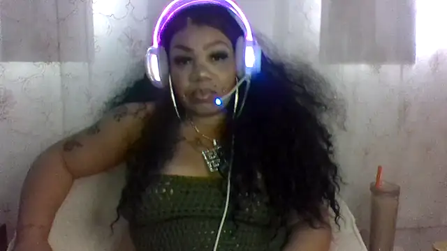 NailGoddessnow online show from 15, 11, 2025