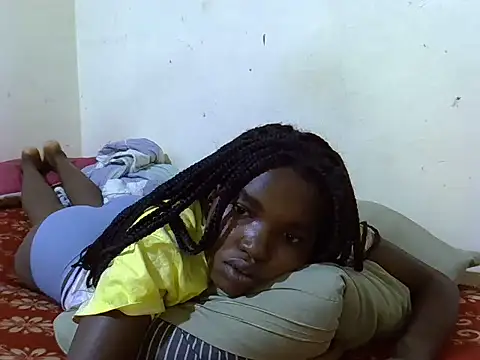 Snapshot of princess_scovia chatting on 16, 6, 2026 princess scovia online show from 16, 6, 2026