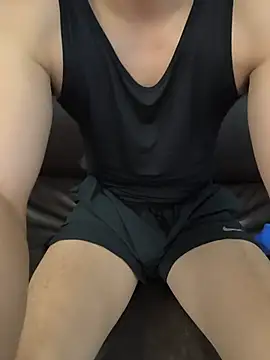 Snapshot of HungasiancockTW chatting on 17, 5, 2026 HungasiancockTW online show from 17, 5, 2026