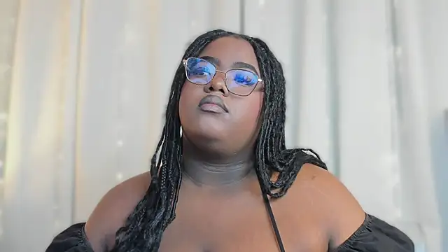 Snapshot of Ayanaa_Ebony_ chatting on 1, 7, 2026 Ayanaa Ebony online show from 1, 7, 2026