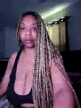 KinkeeKaee online show from 3, 7, 2026
