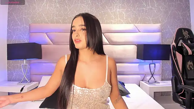 VanesaGuzman online show from 15, 6, 2026