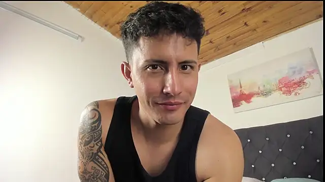 Snapshot of marcos_vieyra chatting on 3, 6, 2026 marcos vieyra online show from 3, 6, 2026