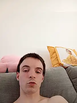 thomsnapchaud online show from 7, 7, 2026
