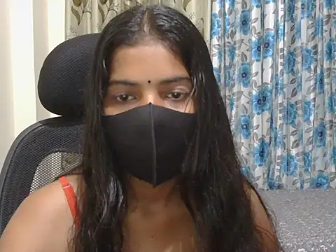 hoty-pihu online show from 19, 5, 2026