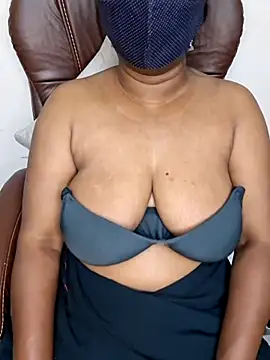 MISS-LOVEV online show from 8, 6, 2026