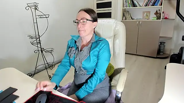 Vika73 online show from 14, 11, 2025