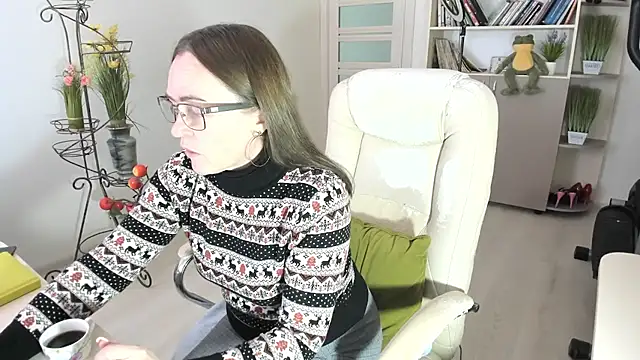 Snapshot of Vika73 chatting on 7, 2, 2026 Vika73 online show from 7, 2, 2026