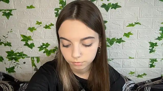 Snapshot of LisaPorse chatting on 20, 6, 2026 LisaPorse online show from 20, 6, 2026
