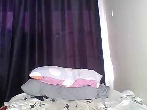 Snapshot of kee_vigin chatting on 15, 6, 2026 kee vigin online show from 15, 6, 2026