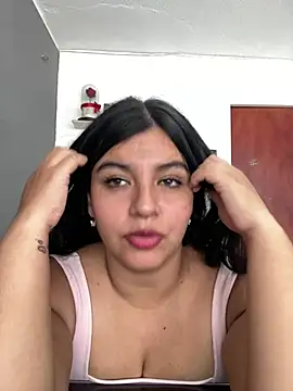 Snapshot of Sofiaa_Bloom chatting on 30, 5, 2026 Sofiaa Bloom online show from 30, 5, 2026