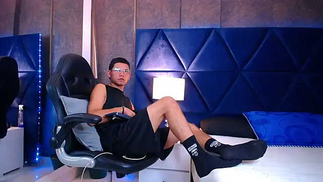 Snapshot of ThiagoFerrer_ chatting on 25, 6, 2026 ThiagoFerrer online show from 25, 6, 2026