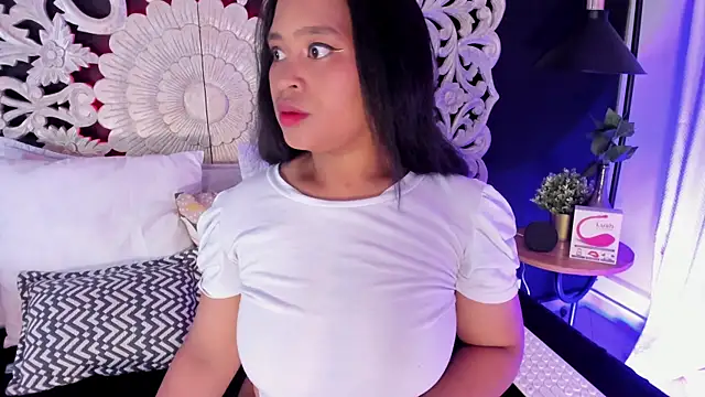 Snapshot of Bianca_DVarela chatting on 3, 7, 2026 Bianca DVarela online show from 3, 7, 2026