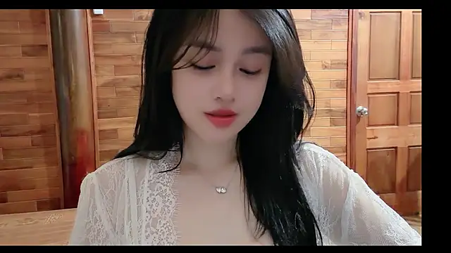 Snapshot of Bee-Cherry chatting on 18, 6, 2026 Bee-Cherry online show from 18, 6, 2026