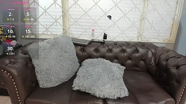 Snapshot of OliviaWilliamm chatting on 16, 6, 2026 OliviaWilliamm online show from 16, 6, 2026