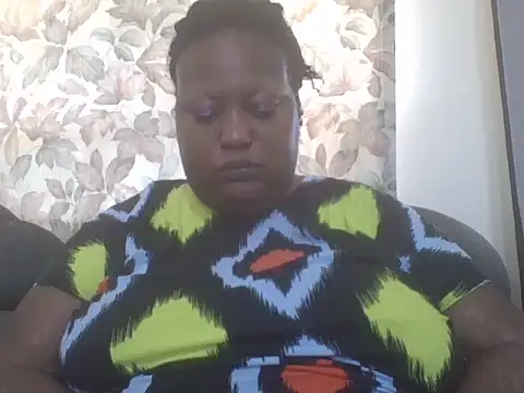 Snapshot of fat_ebonyqueen chatting on 1, 7, 2026 fat ebonyqueen online show from 1, 7, 2026
