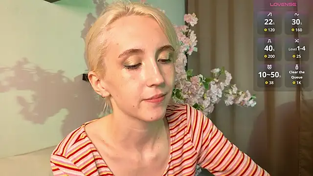 Elen  Moore online show from 5, 6, 2026