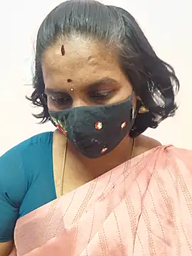 Snapshot of CuteTamizhachi chatting on 5, 7, 2026 CuteTamizhachi online show from 5, 7, 2026