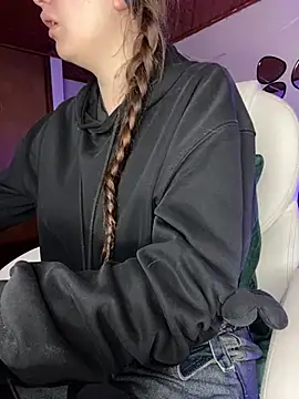 Angela pink18 online show from 7, 6, 2026