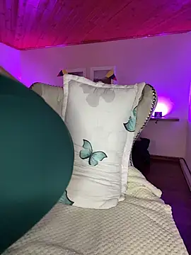 Angela pink18 online show from 9, 7, 2026