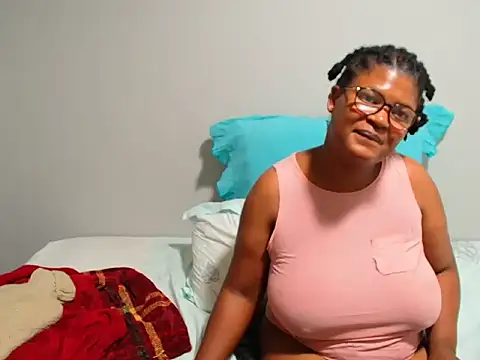 CandyYumsAerolaXX online show from 21, 6, 2026