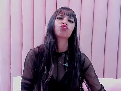 Snapshot of cherrysweetl_ chatting on 15, 6, 2026 cherrysweetl online show from 15, 6, 2026