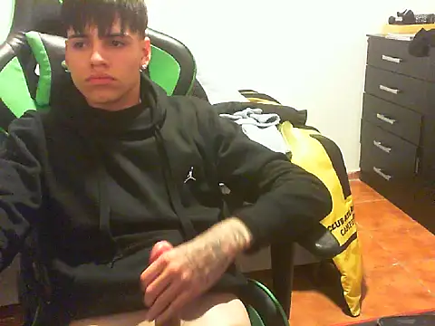 youngdick18arg online show from 19, 5, 2026