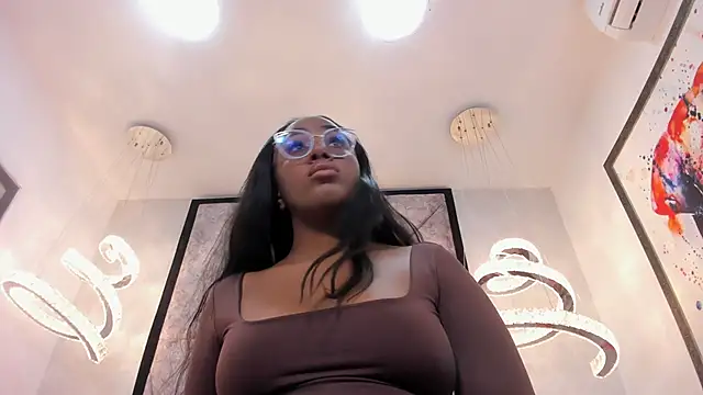 ZoeBrowns online show from 8, 6, 2026