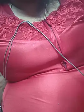 Snapshot of geetha431 chatting on 27, 5, 2026 geetha431 online show from 27, 5, 2026