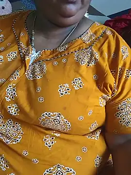 Snapshot of geetha431 chatting on 29, 6, 2026 geetha431 online show from 29, 6, 2026