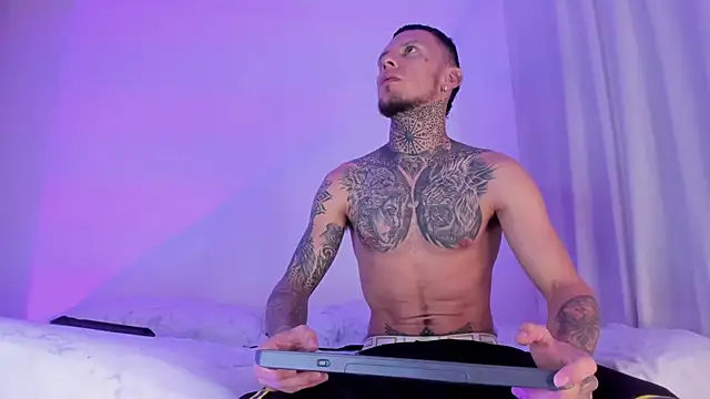  Kevin xxx online show from 6, 3, 2025