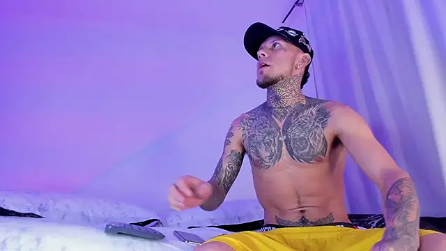  Kevin xxx online show from 8, 3, 2025