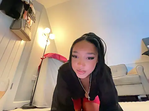 Snapshot of Caramelbbyxx chatting on 14, 6, 2026 Caramelbbyxx online show from 14, 6, 2026