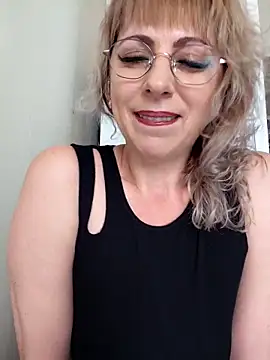 Snapshot of Kitty-MEOWW chatting on 26, 5, 2026 Kitty-MEOWW online show from 26, 5, 2026