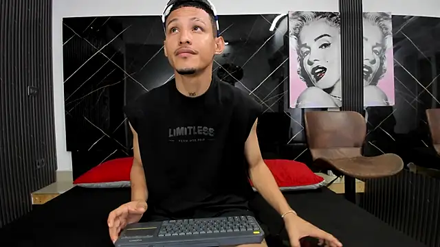 Snapshot of Camilo_Contreras chatting on 10, 6, 2026 Camilo Contreras online show from 10, 6, 2026