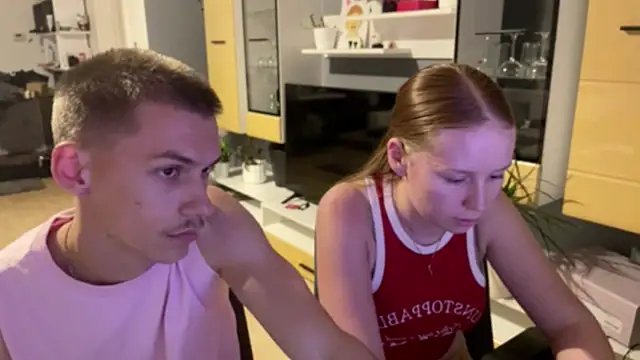 Snapshot of LeoAndLili chatting on 24, 6, 2026 LeoAndLili online show from 24, 6, 2026