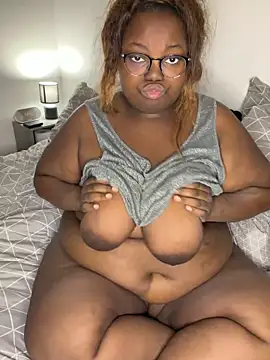 Snapshot of perlebbwblack chatting on 22, 5, 2026 perlebbwblack online show from 22, 5, 2026