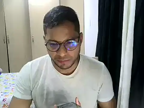 Snapshot of Bruno_vip chatting on 3, 7, 2026 Bruno vip online show from 3, 7, 2026