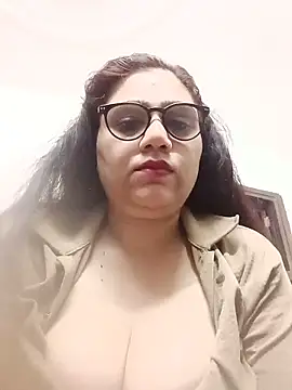 Snapshot of yourchahat27 chatting on 23, 5, 2026 yourchahat27 online show from 23, 5, 2026